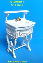 Late Georgian early Victorian washstand with inset basin