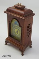 Carriage Clock Battery Operated -walnut